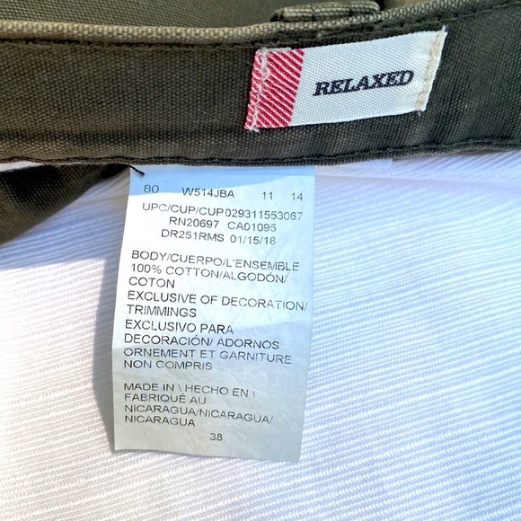 Shorts - Picture 6 of 9